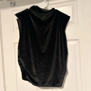 Elegant Black Sleeveless Top Velvet